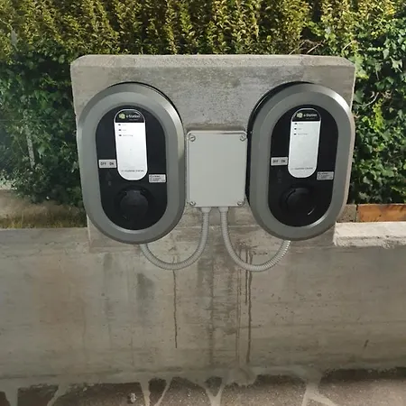 La Casa De Papel - Car Charging Lejlighed